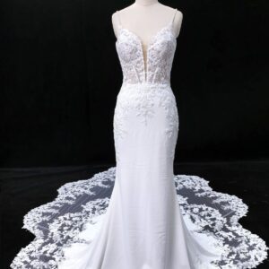(Rental), Teyana, crepe mermaid dress with lace detail