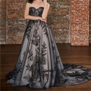 Lace detailed boob-tube A-line evening dress